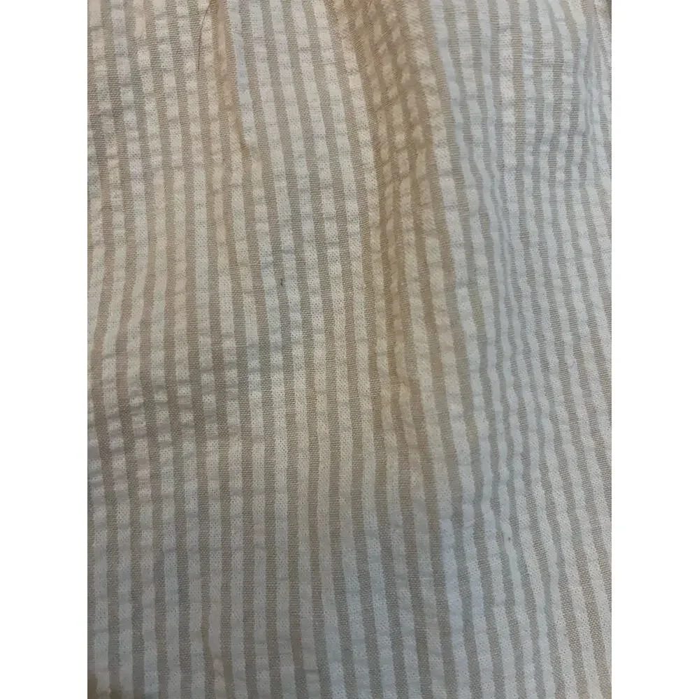 Maromie Seersucker Shorts – Size M – NWOT